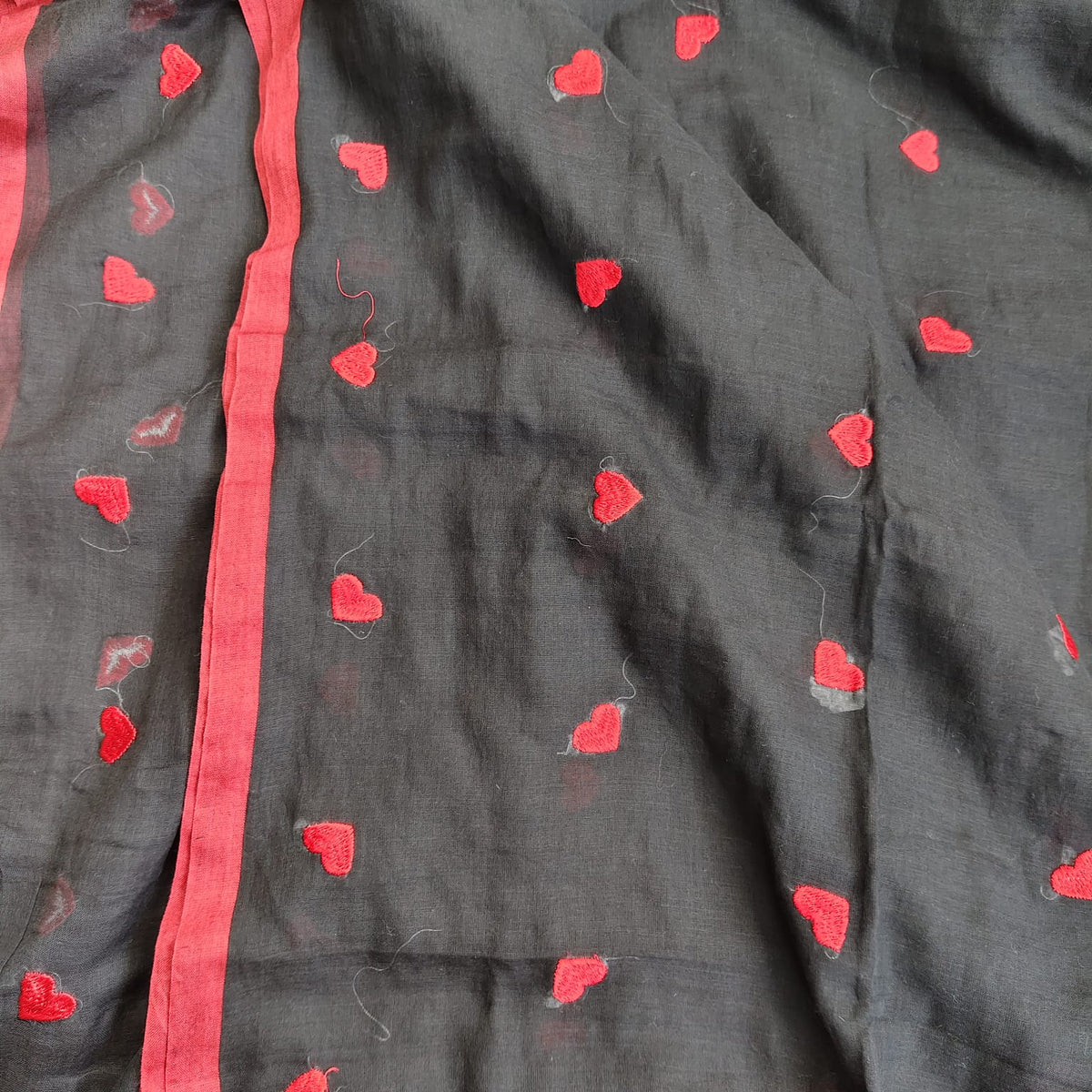 Mul Cotton - Black Heart
