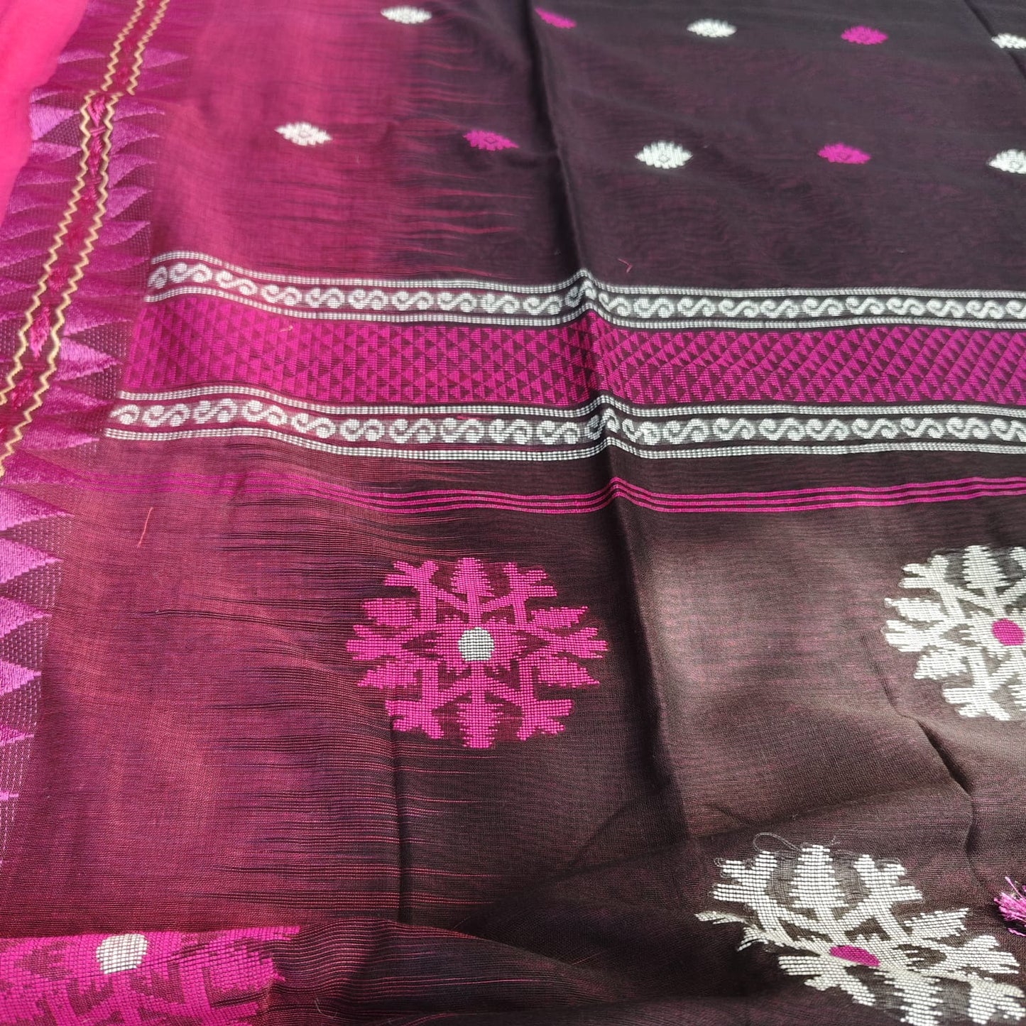 Handwoven Bengal Cotton -Black-Pink