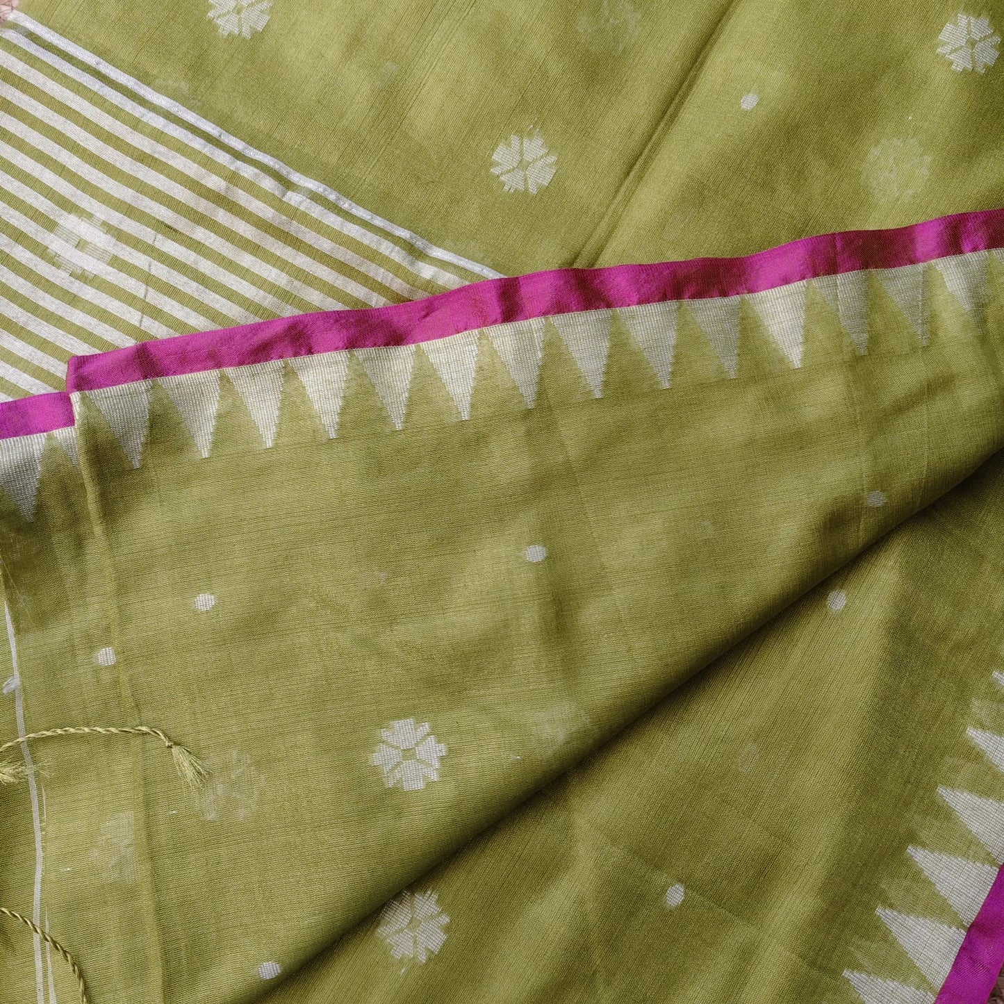 Handwoven Tissue Cotton Jamdani - Lime Green