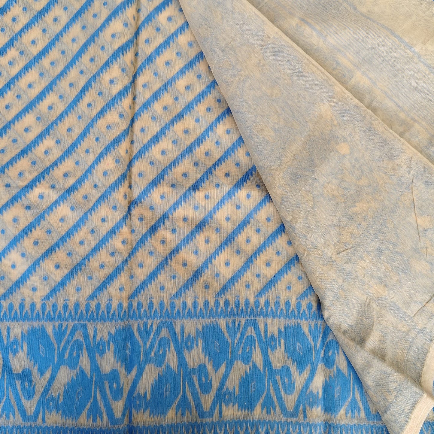 Beige Blue Cotton Jamdani