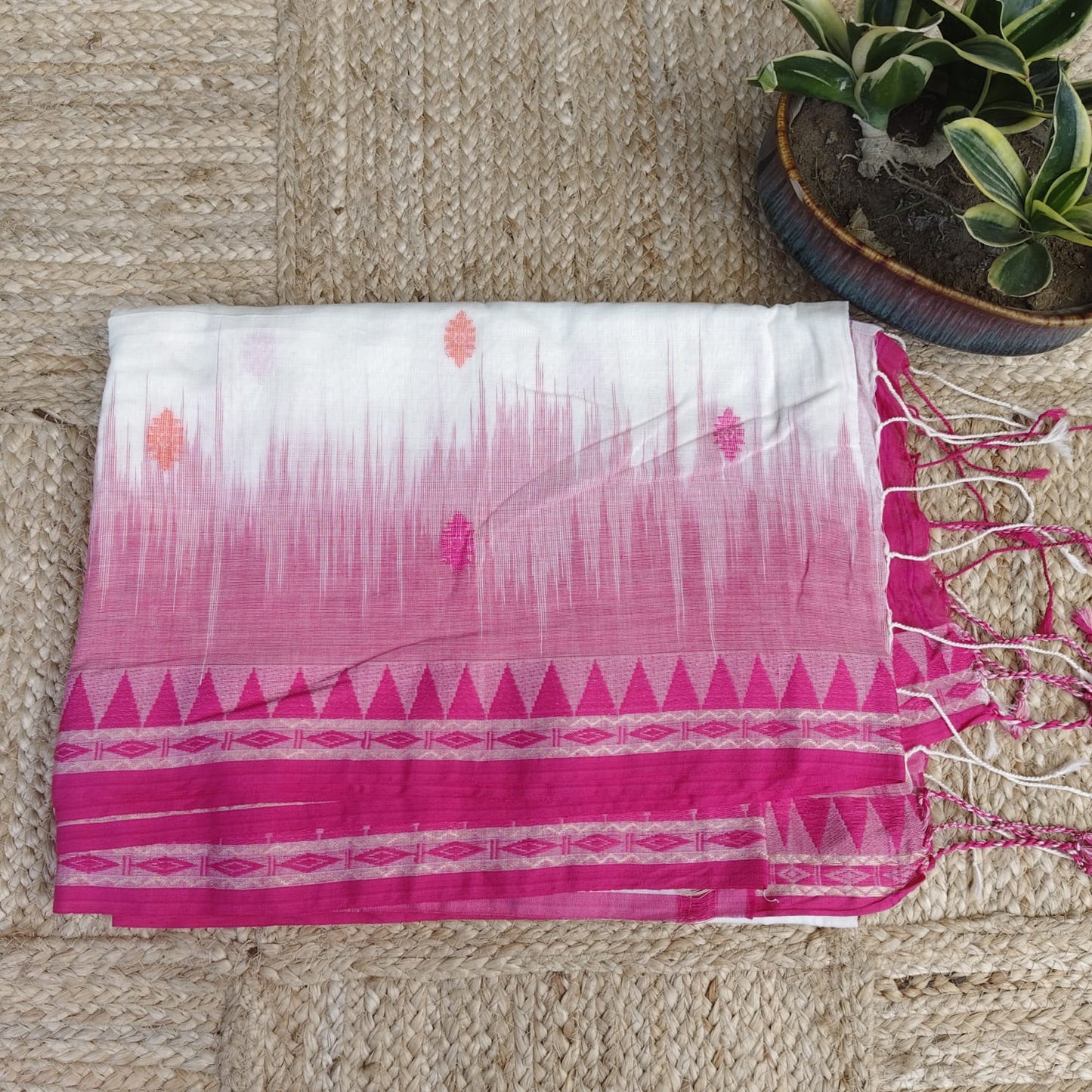 Handwoven Bengal Cotton -White-Pink