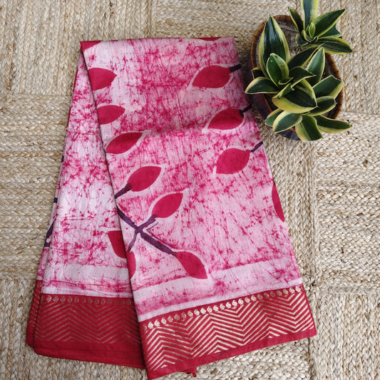 Hand Batik Maheshwari- Red n White