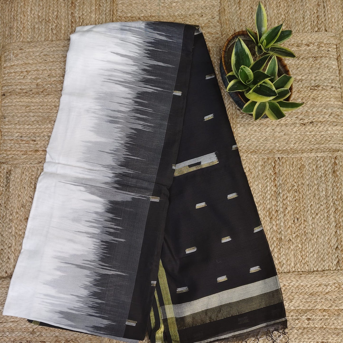 Handwoven Bengal Cotton Black and White