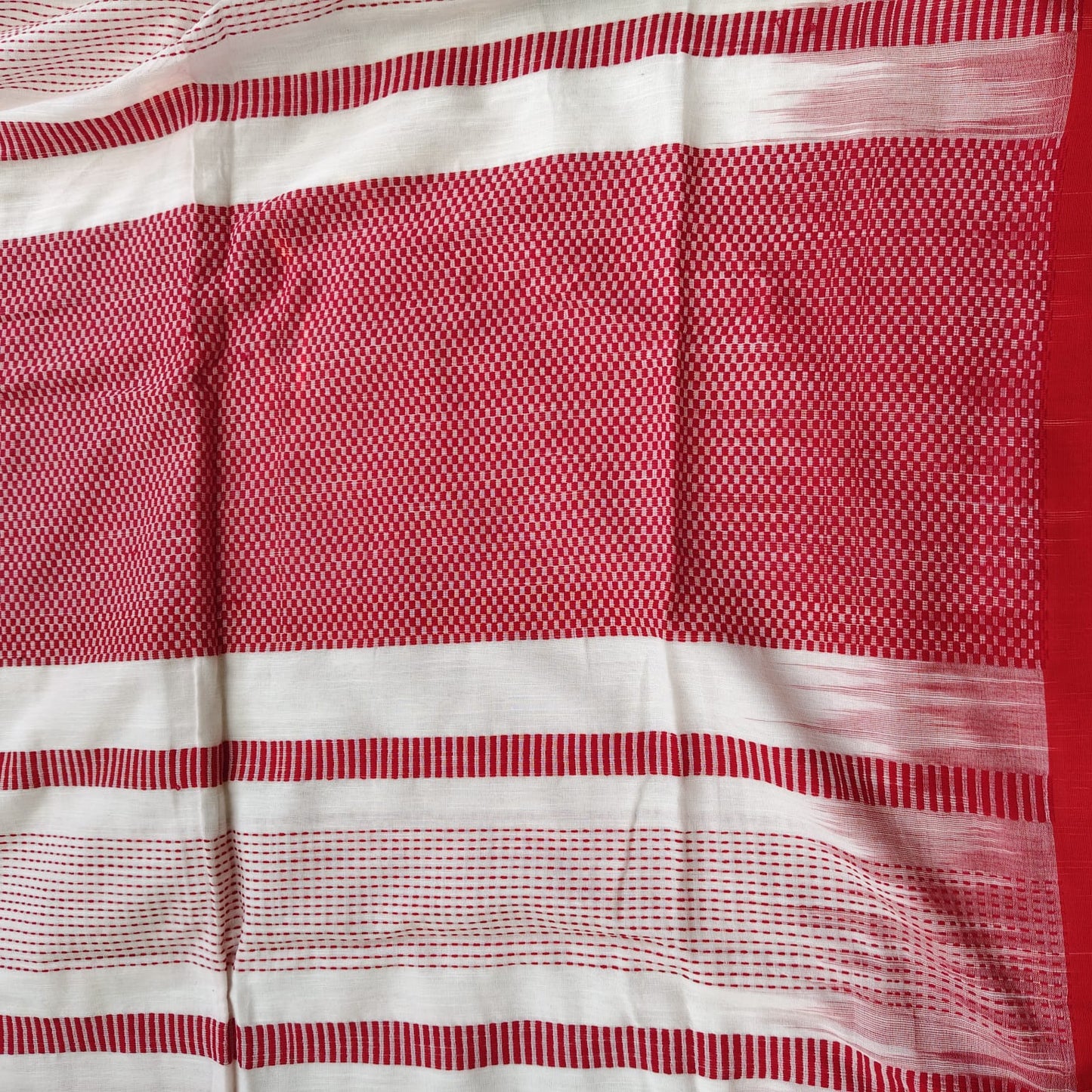 Handwoven Bengal Cotton -White n Red
