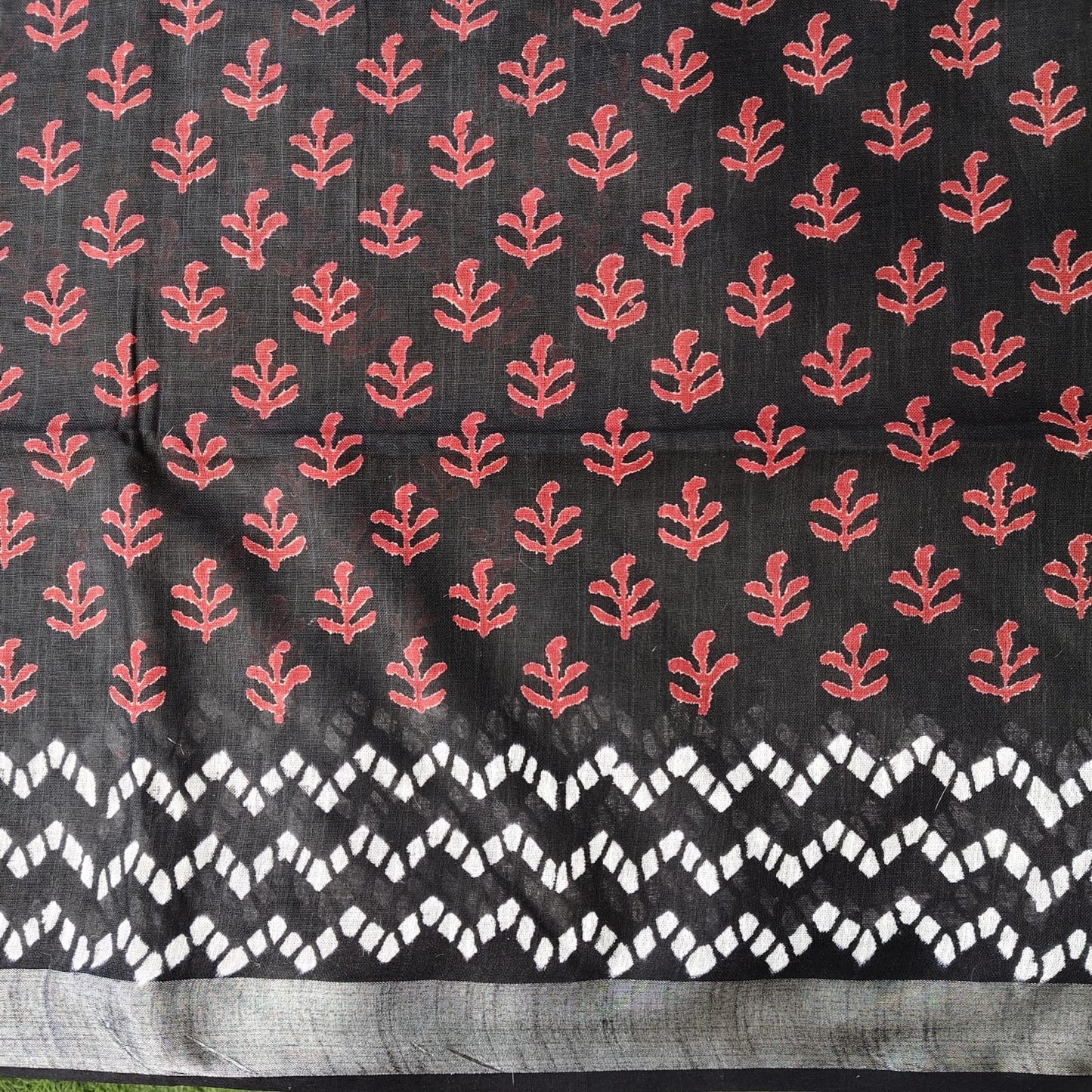 Black Block Print Linen Cotton-08