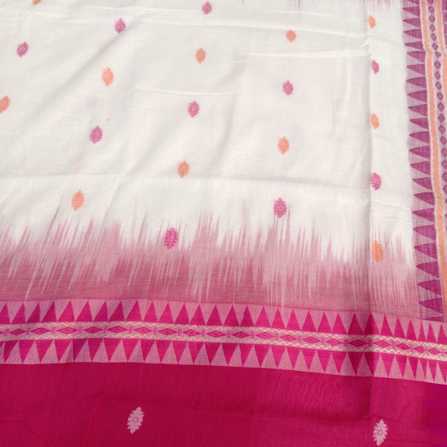 Handwoven Bengal Cotton -White-Pink
