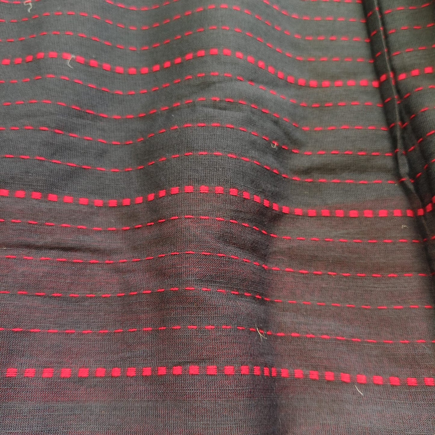 Handwoven Bengal Cotton -Black n Red