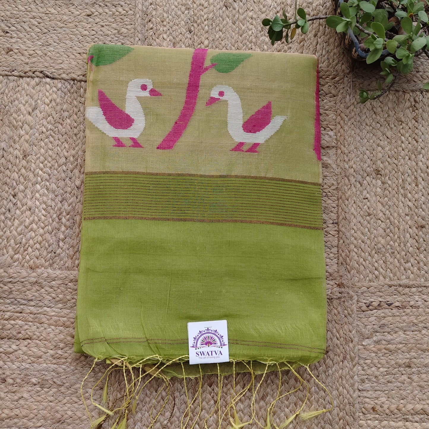 Muslin Jamdani Paithani-Parrot Green