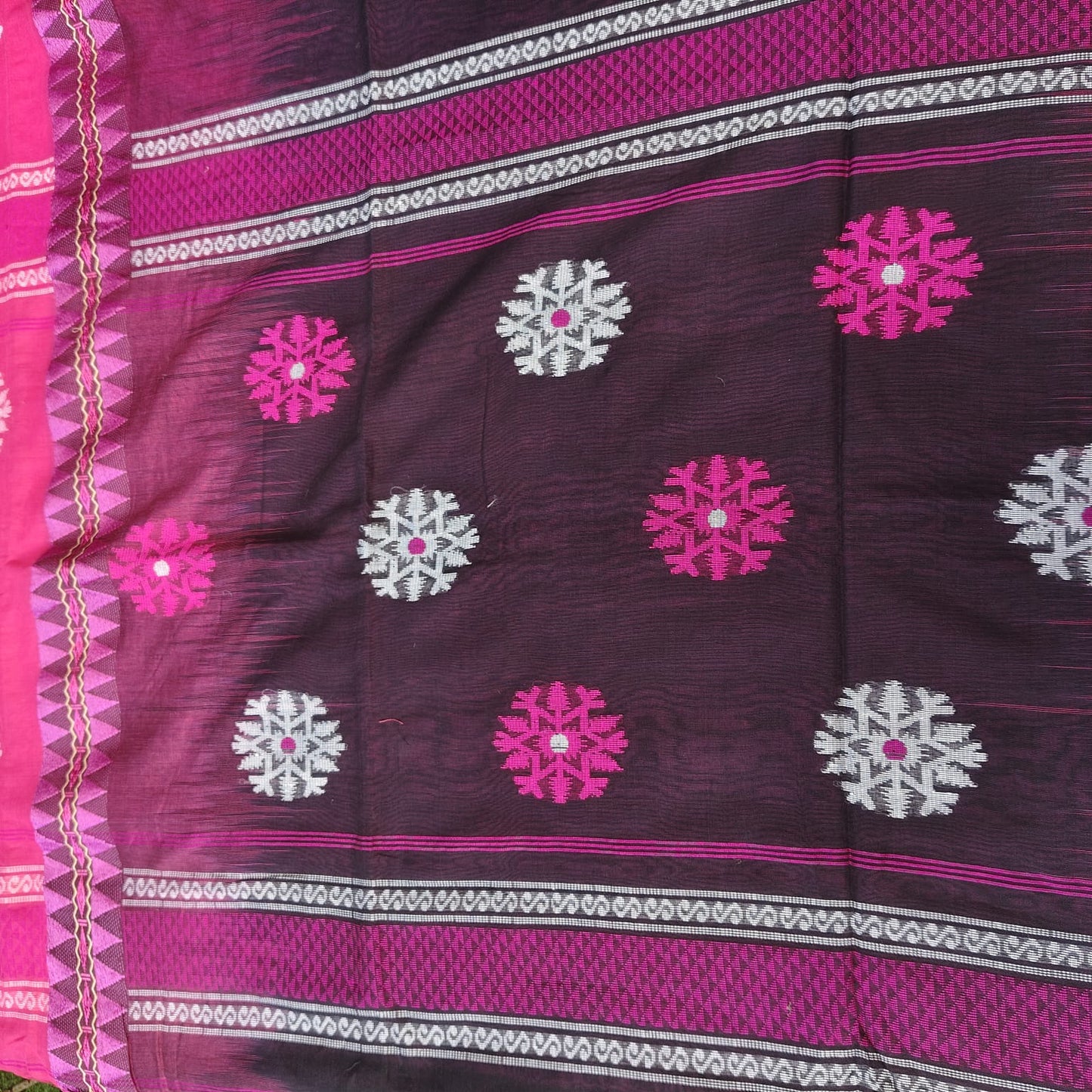 Handwoven Bengal Cotton -Black-Pink