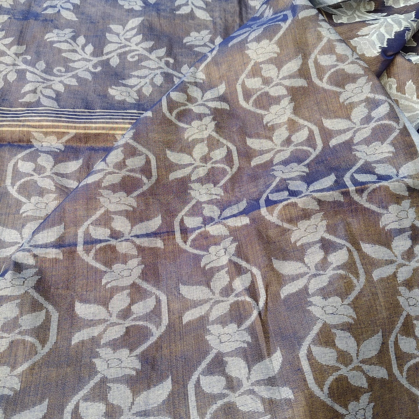 Handwoven Cotton Tissue Jamdani-Bluish Purple