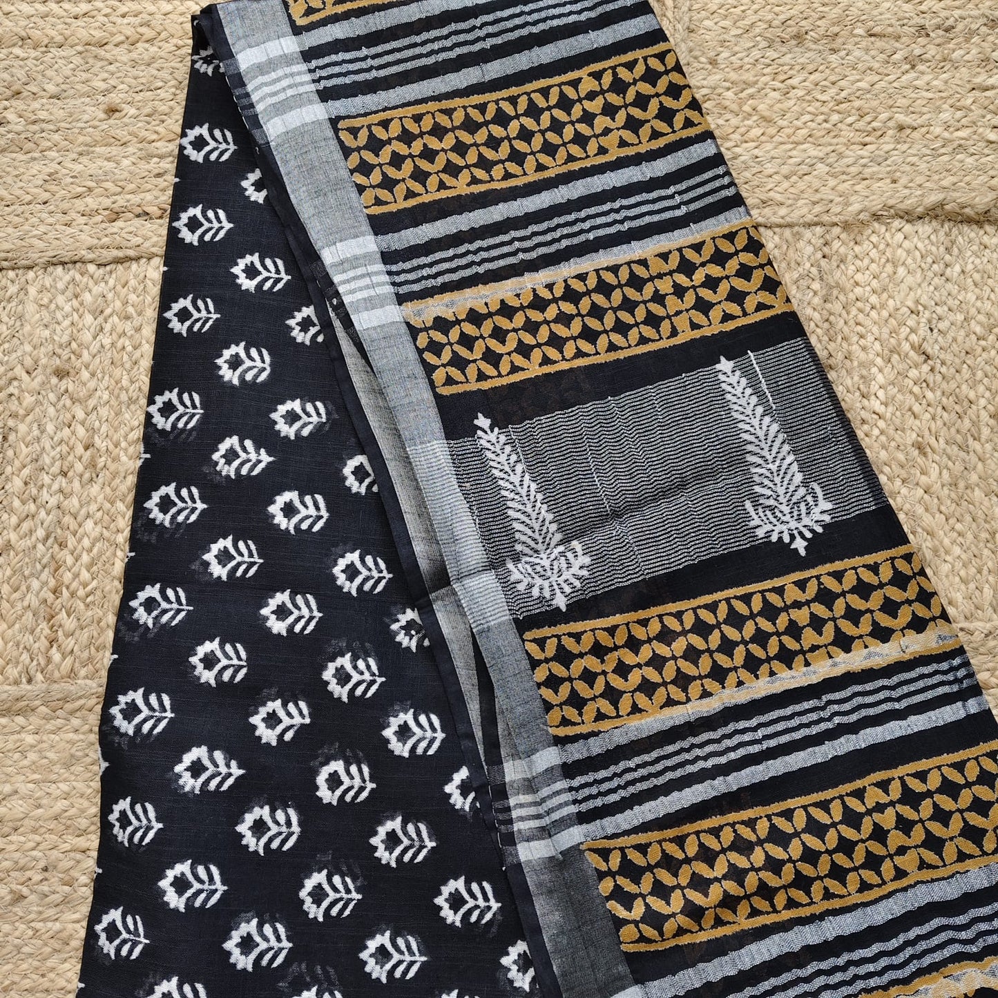 Black Block Print Linen Cotton 06
