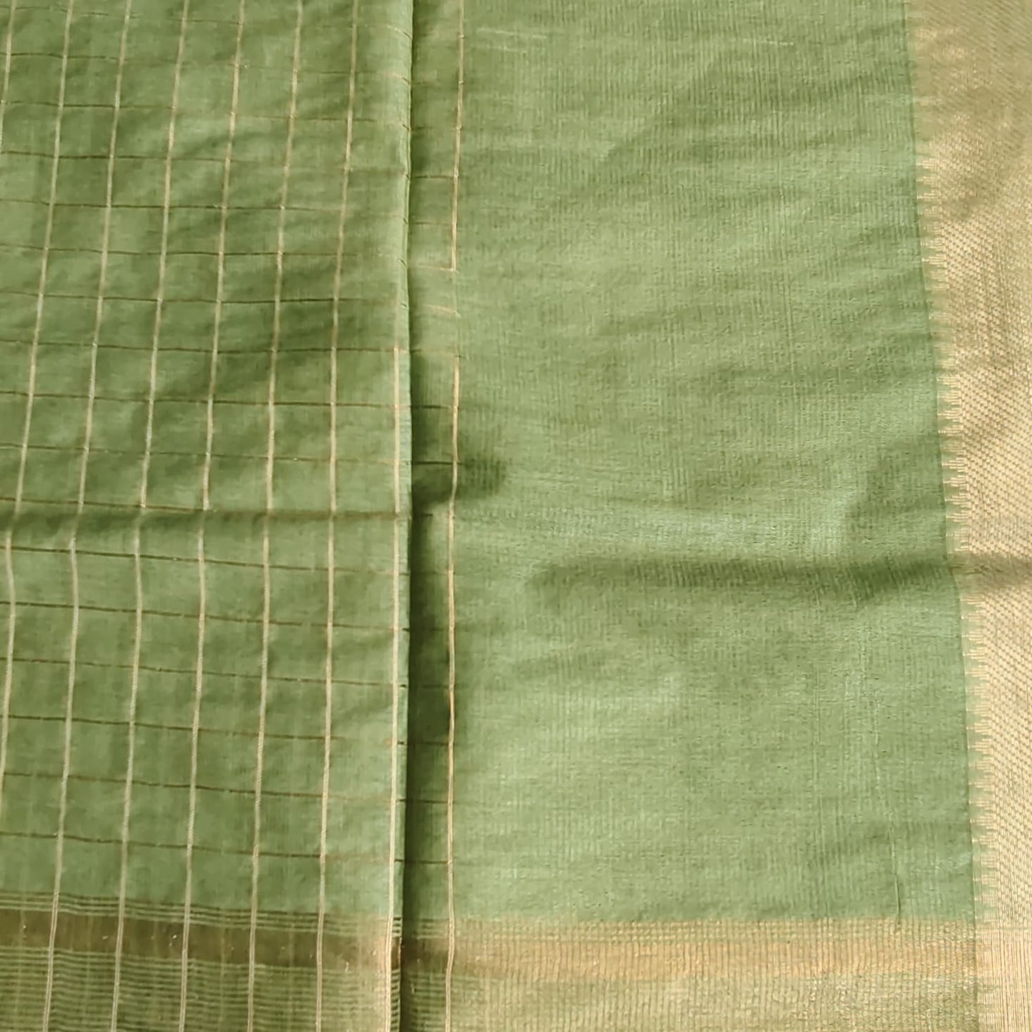 Maheshwari Silk- Zari Checks, Leaf Green