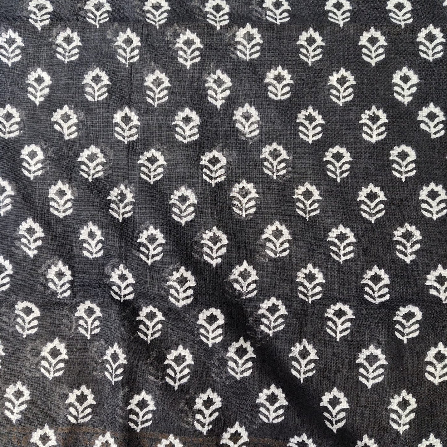 Black Block Print Linen Cotton 06