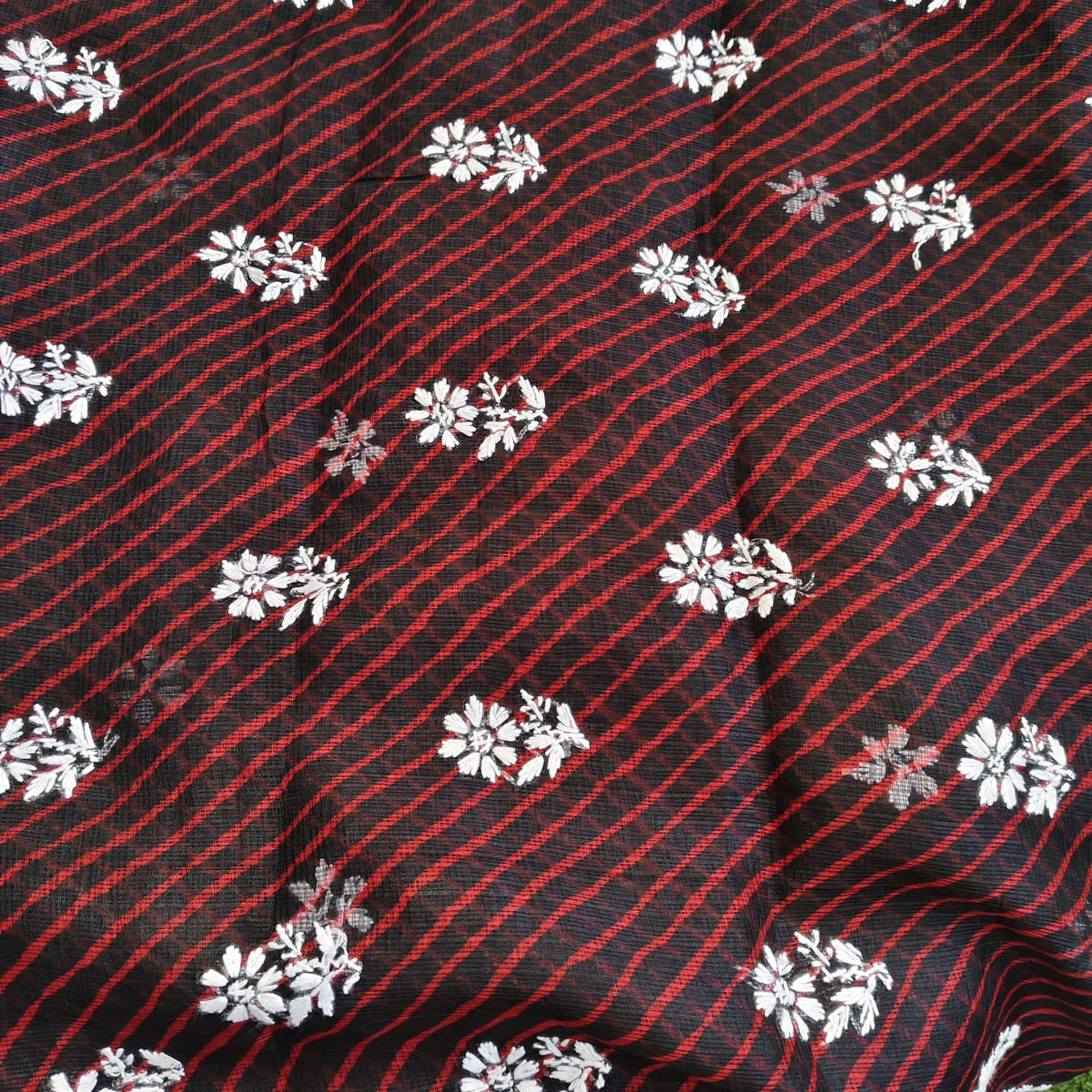 Lahariya Chikankari Kota- Black Red