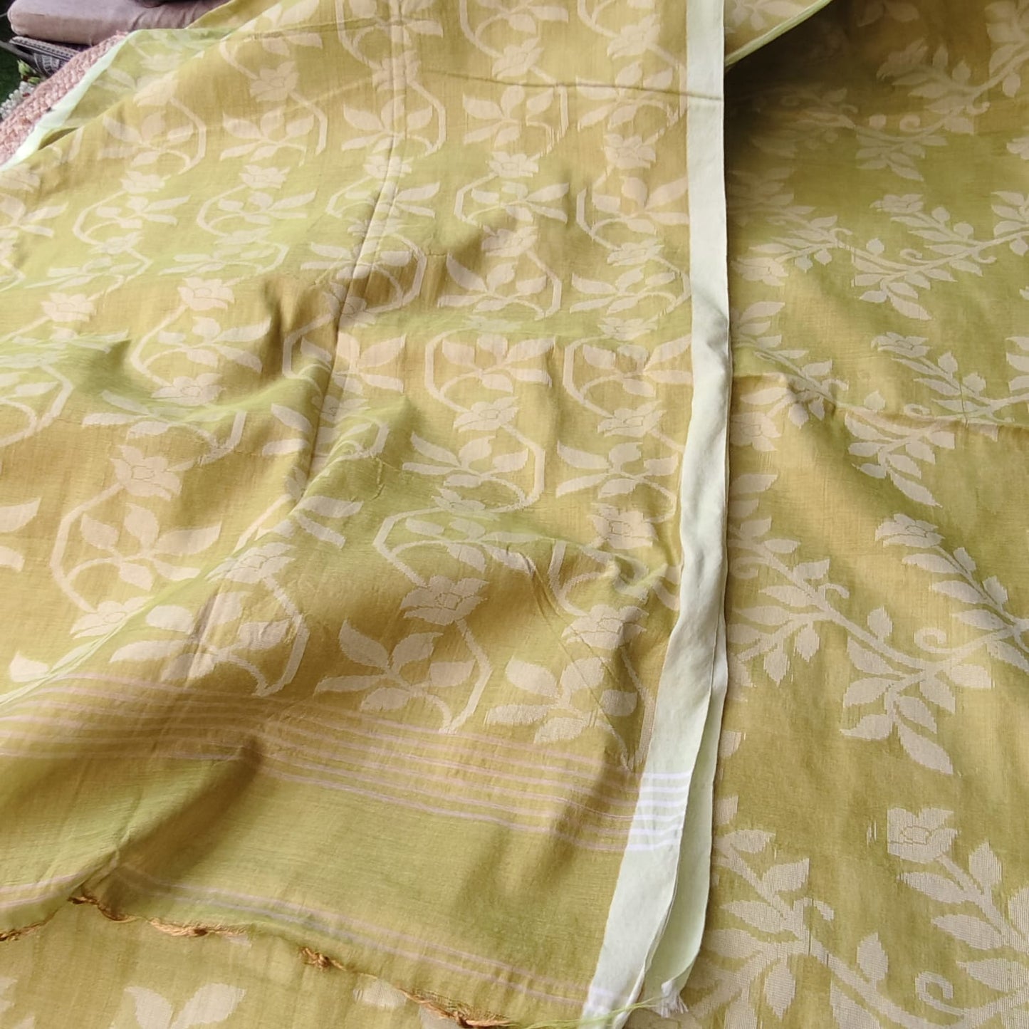Handwoven Cotton Tissue Jamdani-Lime Green