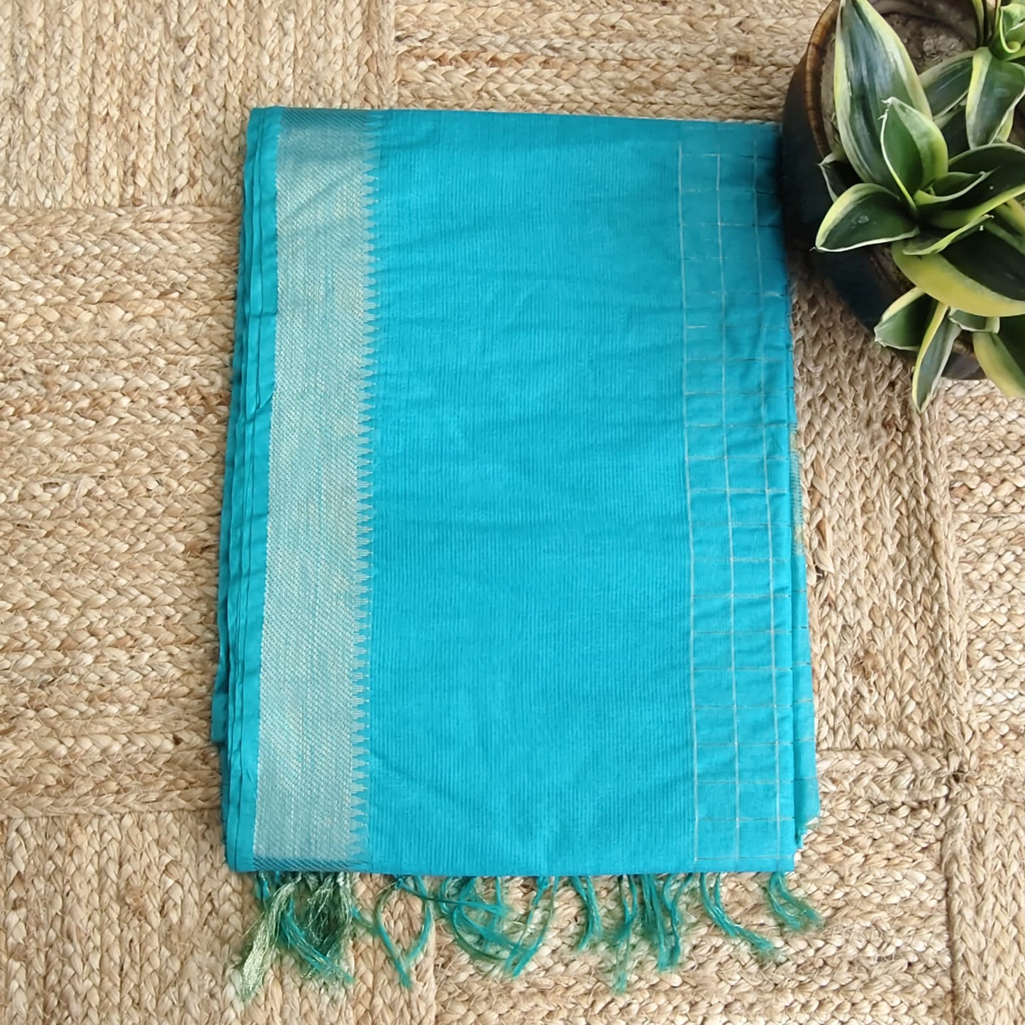Maheshwari Silk- Zari Checks, Firozi Blue