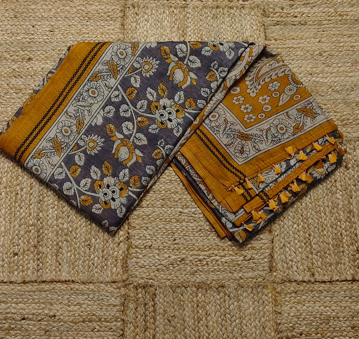 Jute Cotton Kalamkari- Gray and Yellow