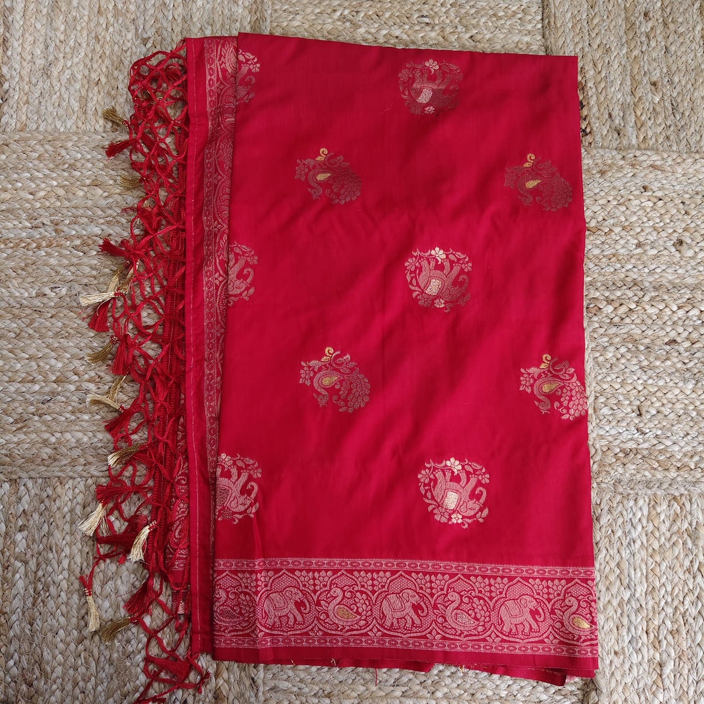 Dola Silk Banarasi Red 01