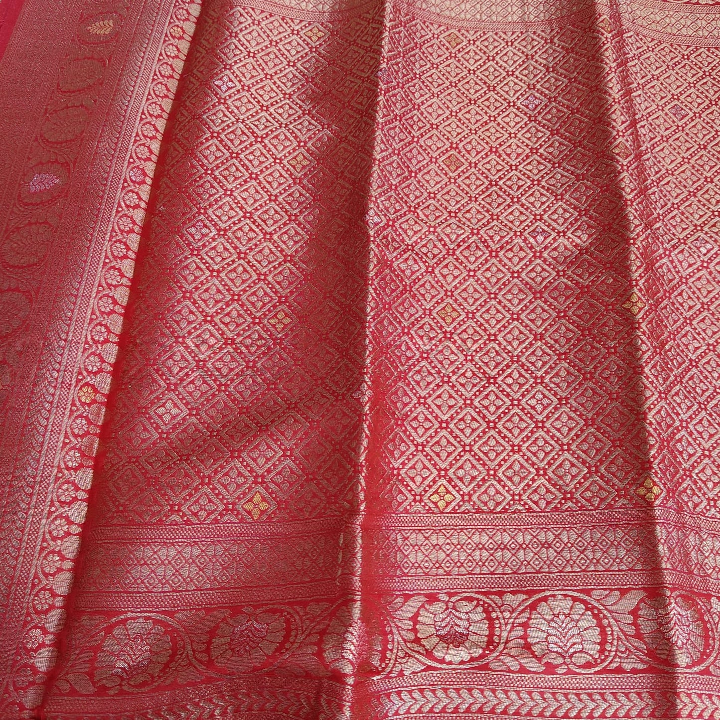 Dola Silk Banarasi Red 02