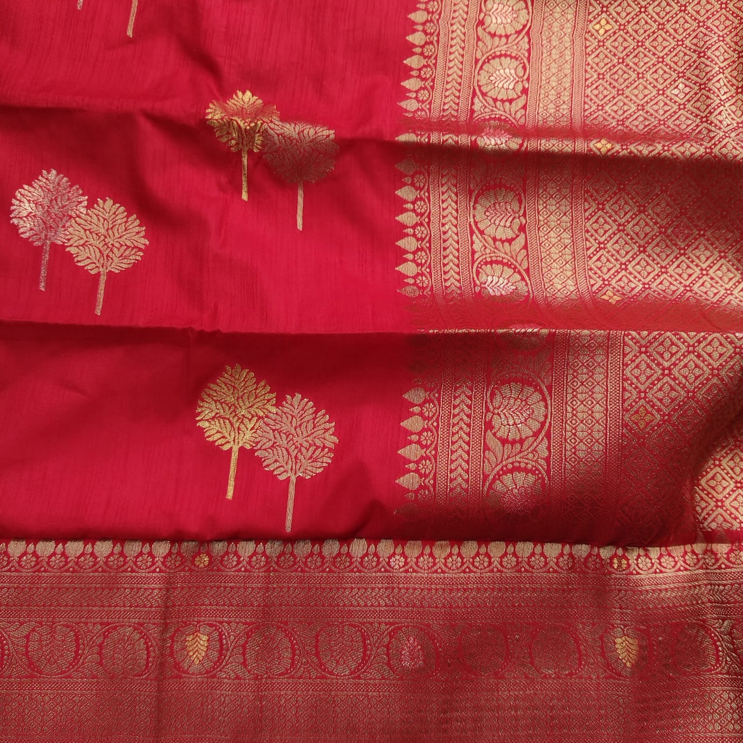 Dola Silk Banarasi Red 02